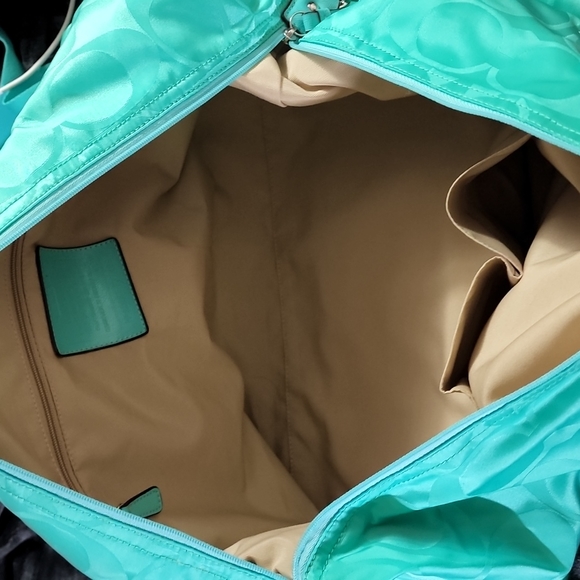 COACH TEAL (AQUA) DUFFEL BAG - Picture 10 of 14